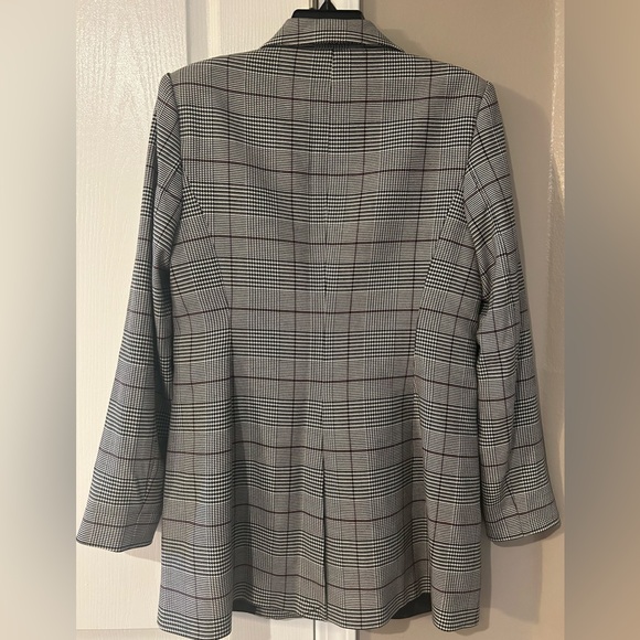 Calvin Klein Size 10 black white magenta Long suit Jacket NWT - Picture 5 of 8